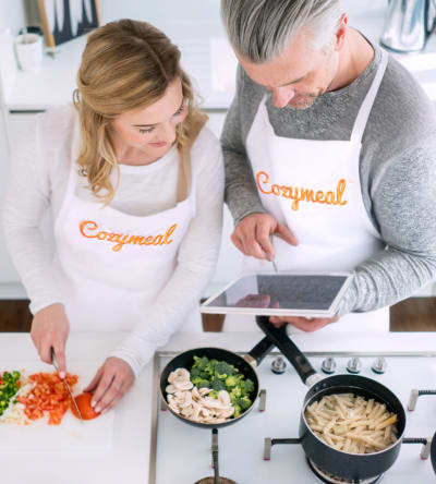 Online experiences with Cozymeal